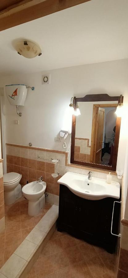 La Pigna Sbarazzina Apartment Rocca di Cambio Ngoại thất bức ảnh